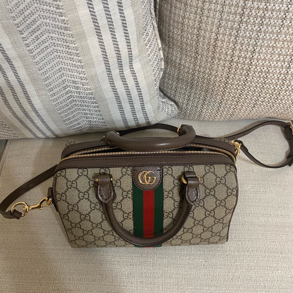 Gucci satchel. In great condition